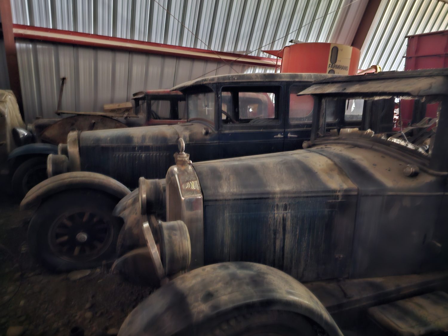Montana Barn Find! Rare & Classic Vehicles, Antique Tractors, Parts & More!  - image 5