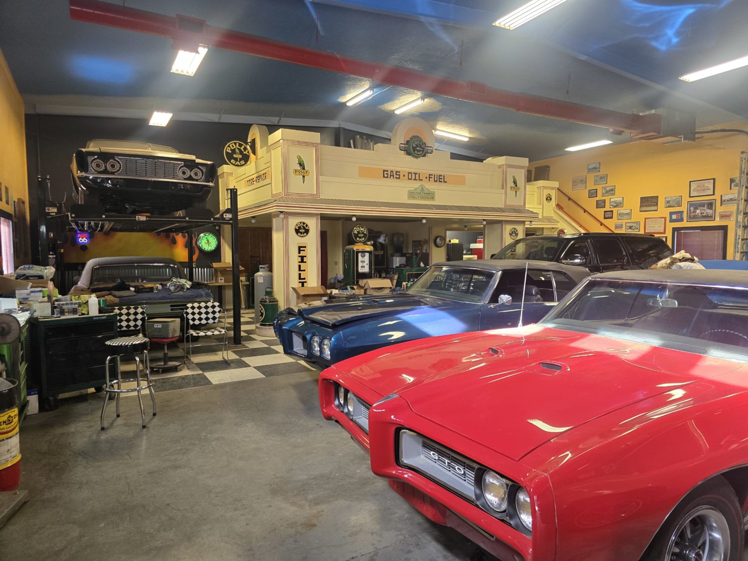 GTO's, Classic Cars, Parts, Memorabilia, & More! The Tom Minnick Collection - image 2