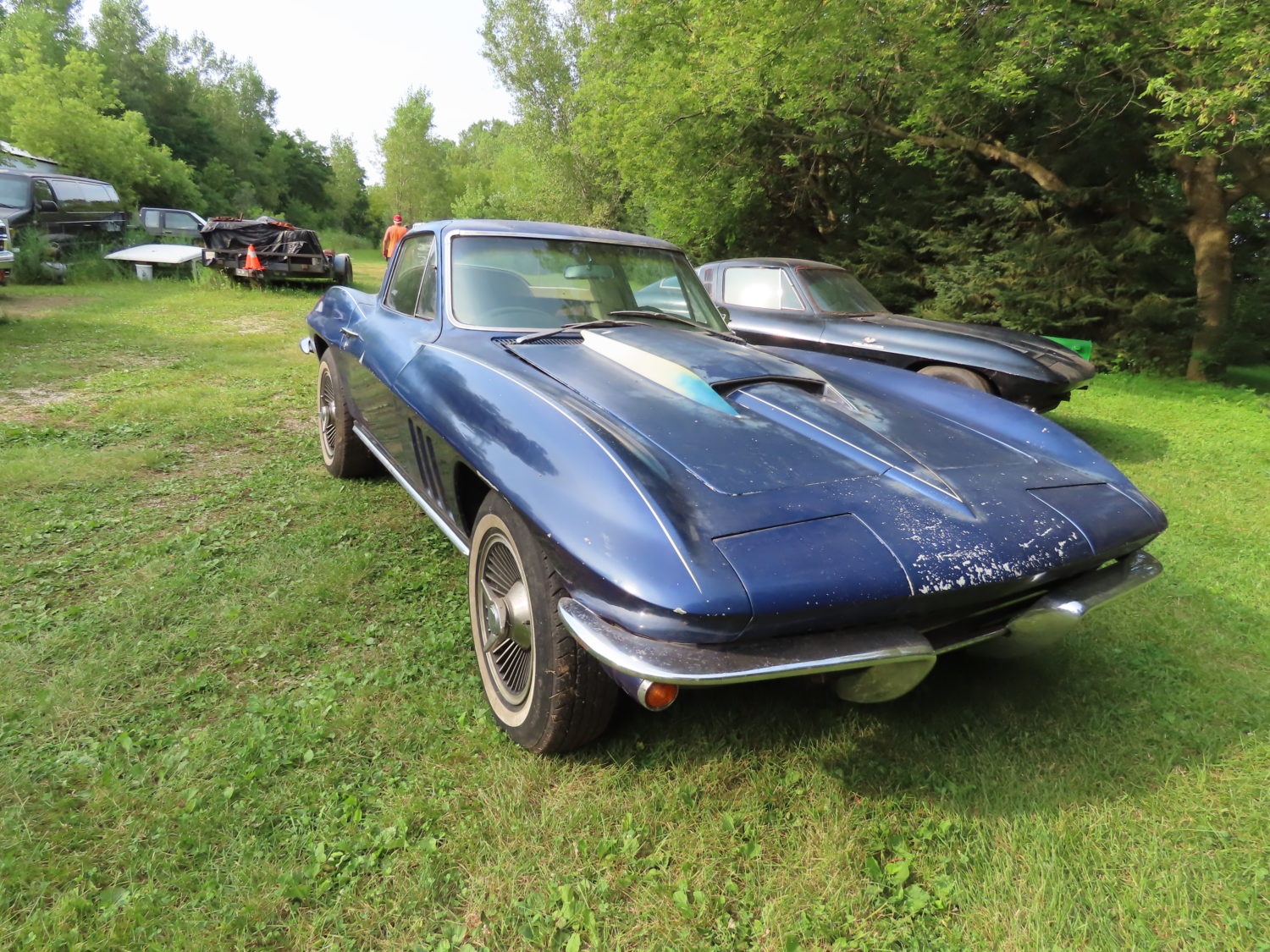 Corvette Barn Find! The Slavens Collection-Corvettes, Parts & More! - image 8