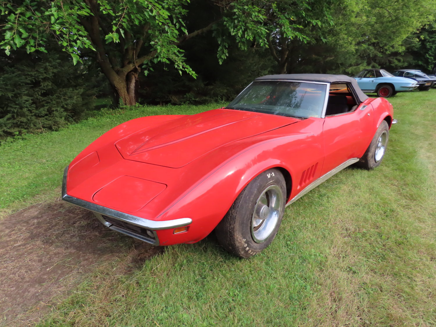 Corvette Barn Find! The Slavens Collection-Corvettes, Parts & More! - image 10