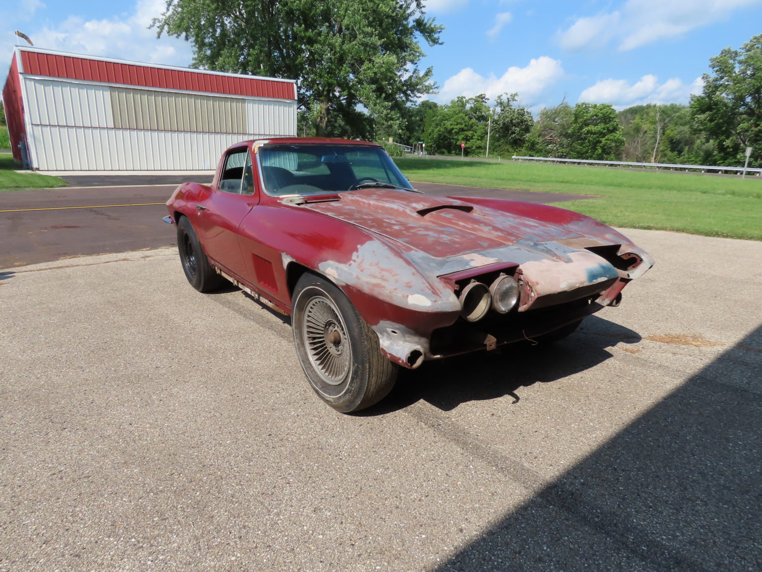 Corvette Barn Find! The Slavens Collection-Corvettes, Parts & More! - image 9