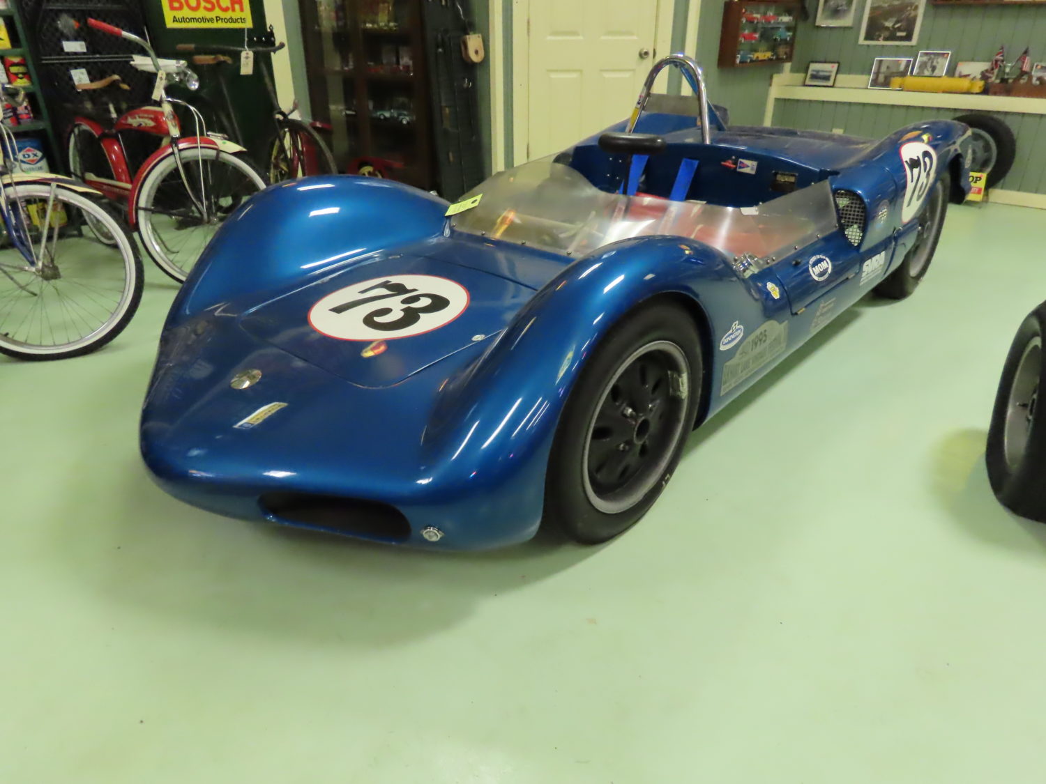 British Race Cars & Classic Cars, Gas & Oil Memorabilia & More! The Keith Brown Collection - image 15